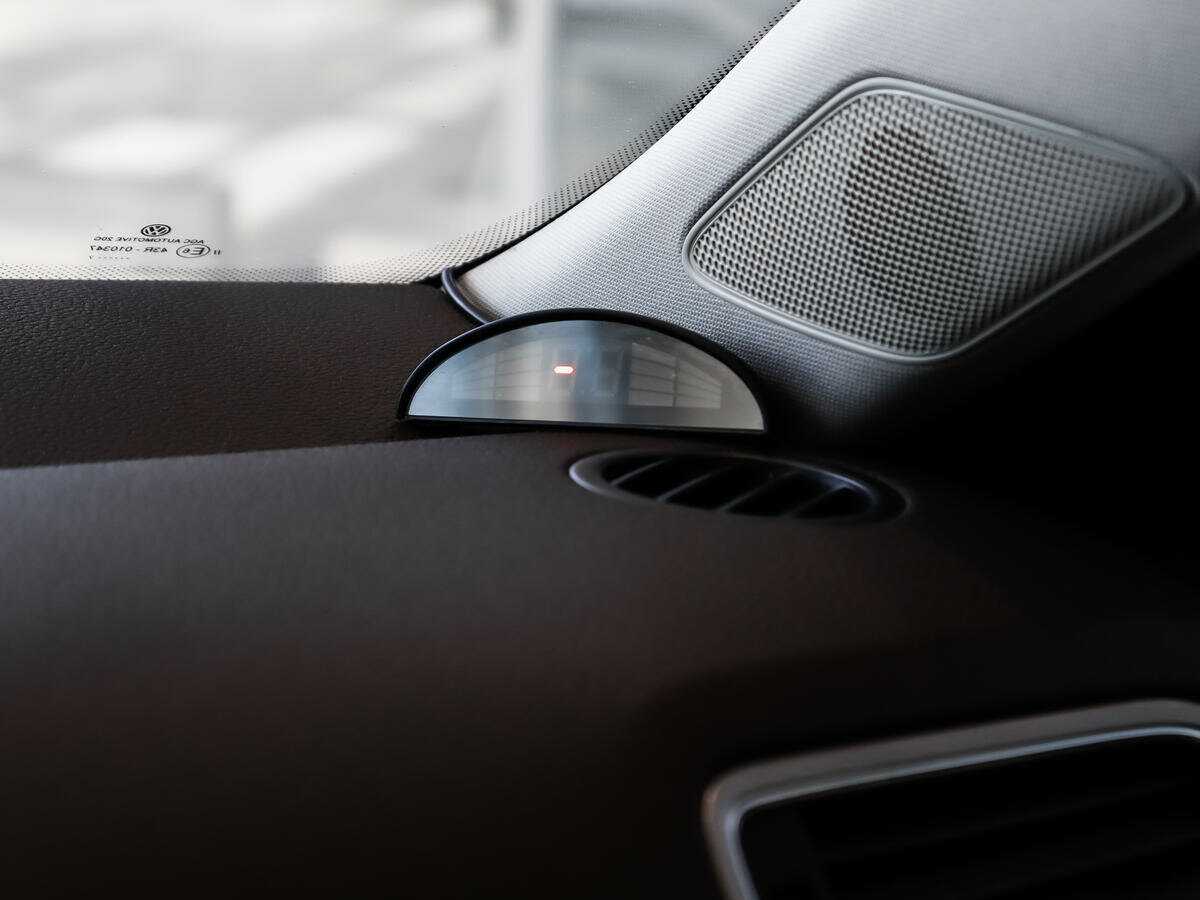 Volkswagen Jetta с пробегом — 2017 год. Фото: #13