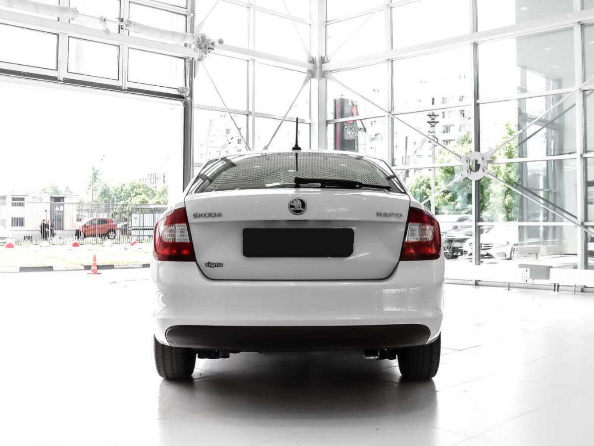 Skoda Rapid с пробегом — 2019 год. Фото: #5