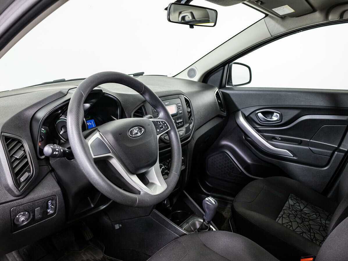 Lada (ВАЗ) XRAY с пробегом — 2018 год. Фото: #8