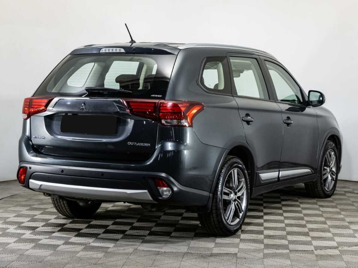 Mitsubishi Outlander с пробегом — 2016 год. Фото: #3
