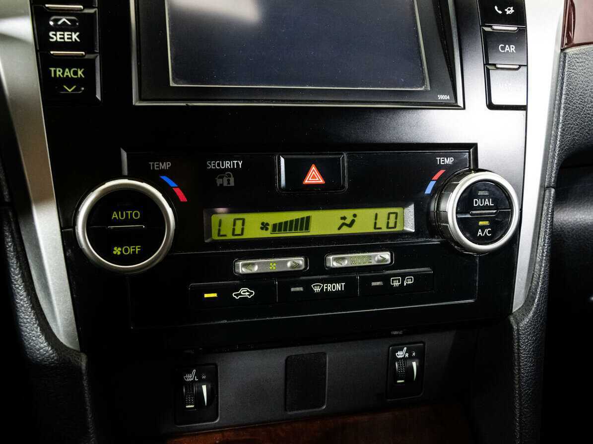 Toyota Camry с пробегом — 2014 год. Фото: #11