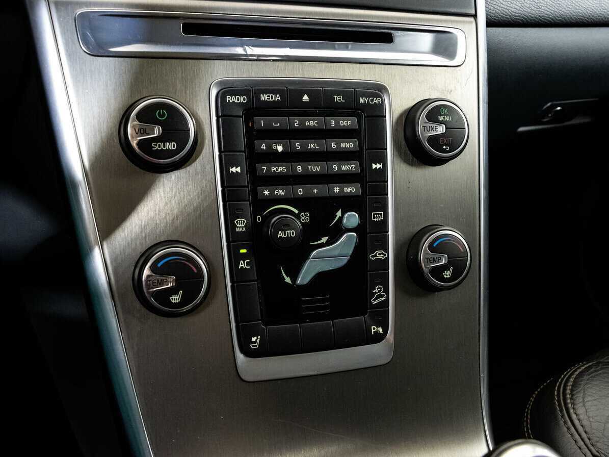 Volvo XC60 с пробегом — 2013 год. Фото: #13