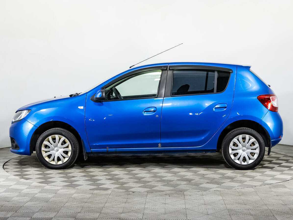 Renault Sandero с пробегом — 2014 год. Фото: #7