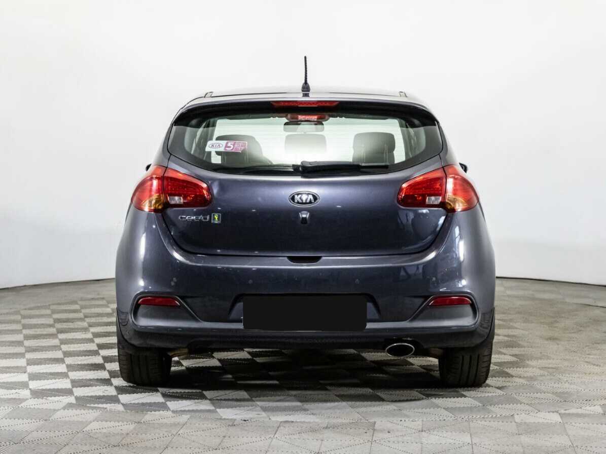 Kia Ceed с пробегом — 2014 год. Фото: #4