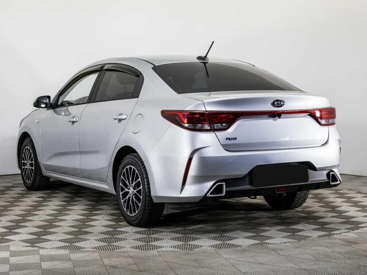Kia Rio с пробегом — 2021 год. Фото: #6