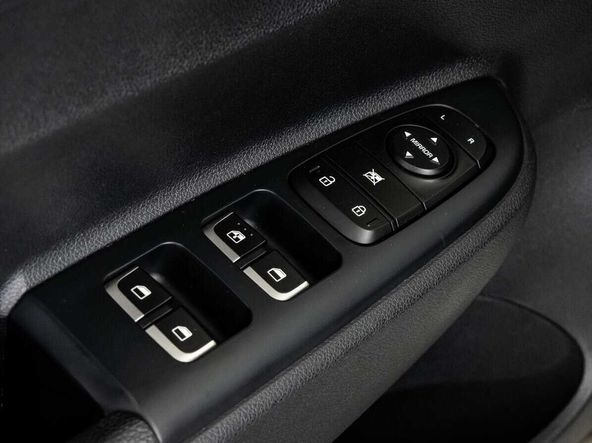 Kia Rio с пробегом — 2019 год. Фото: #18