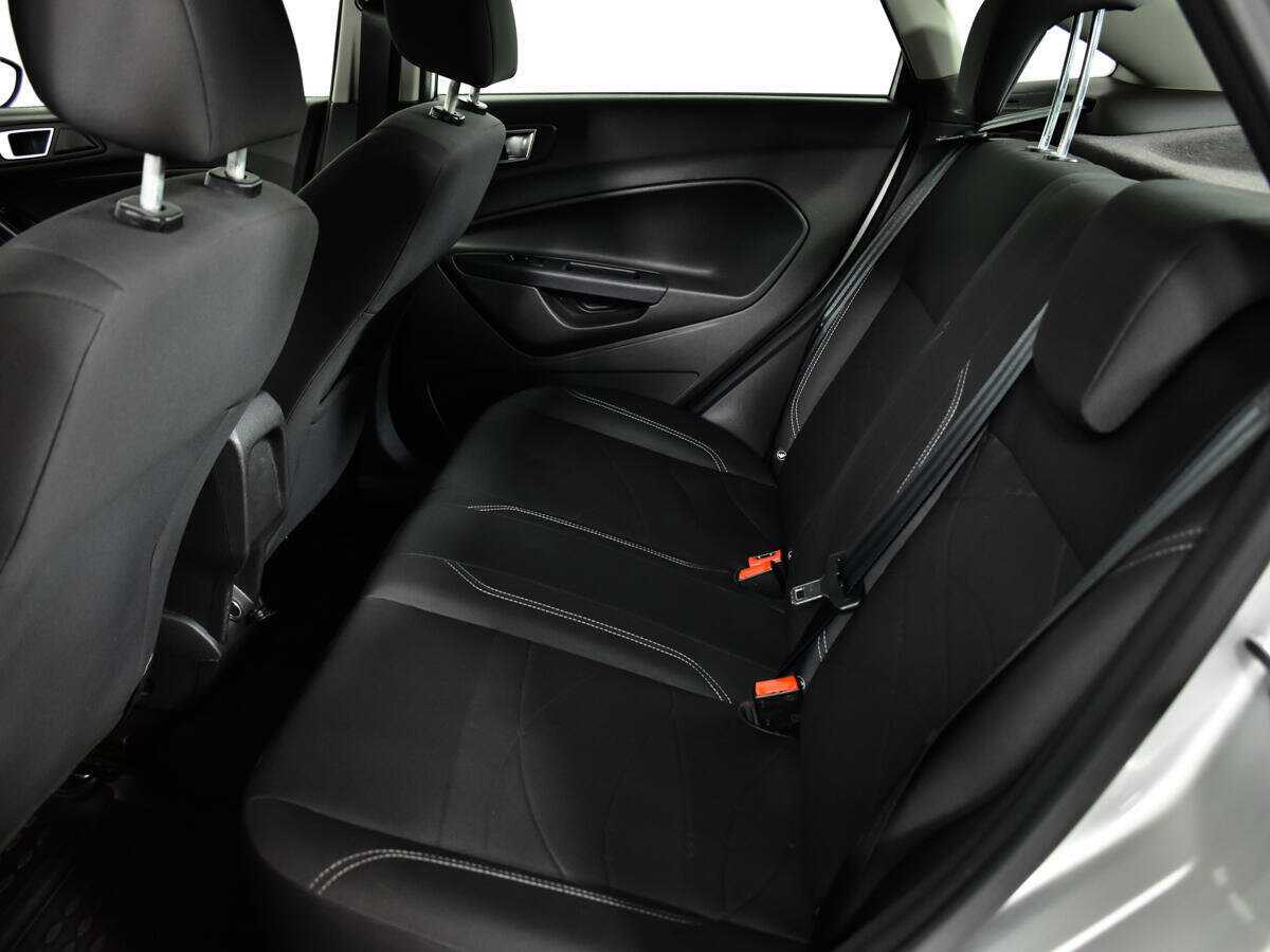 Ford Fiesta с пробегом — 2017 год. Фото: #9