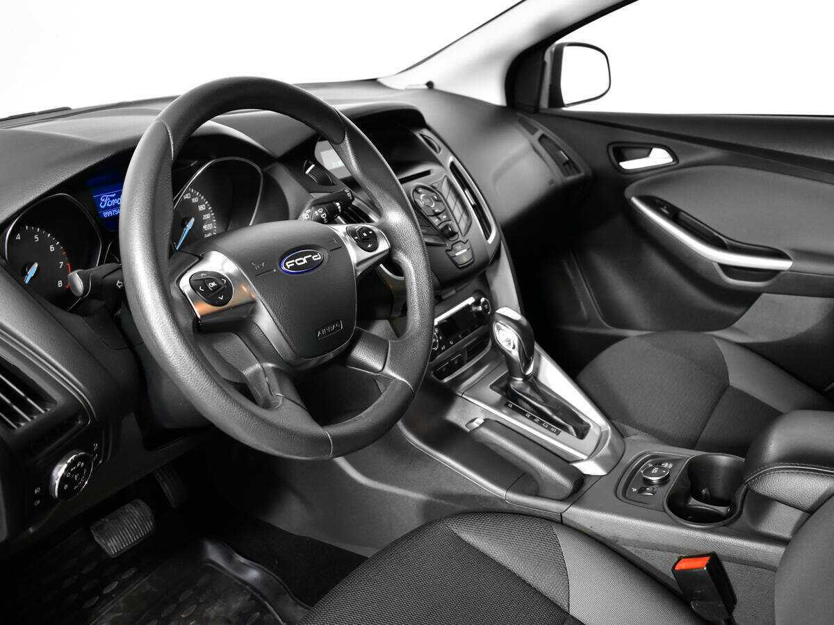 Ford Focus с пробегом — 2014 год. Фото: #12