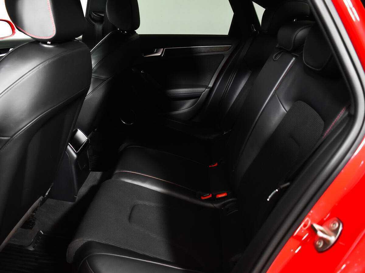 Audi A4 с пробегом — 2015 год. Фото: #9