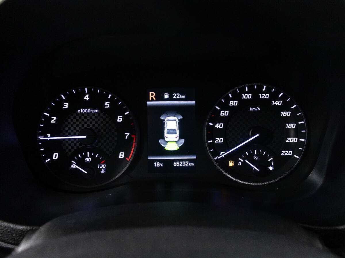 Hyundai Solaris с пробегом — 2021 год. Фото: #11