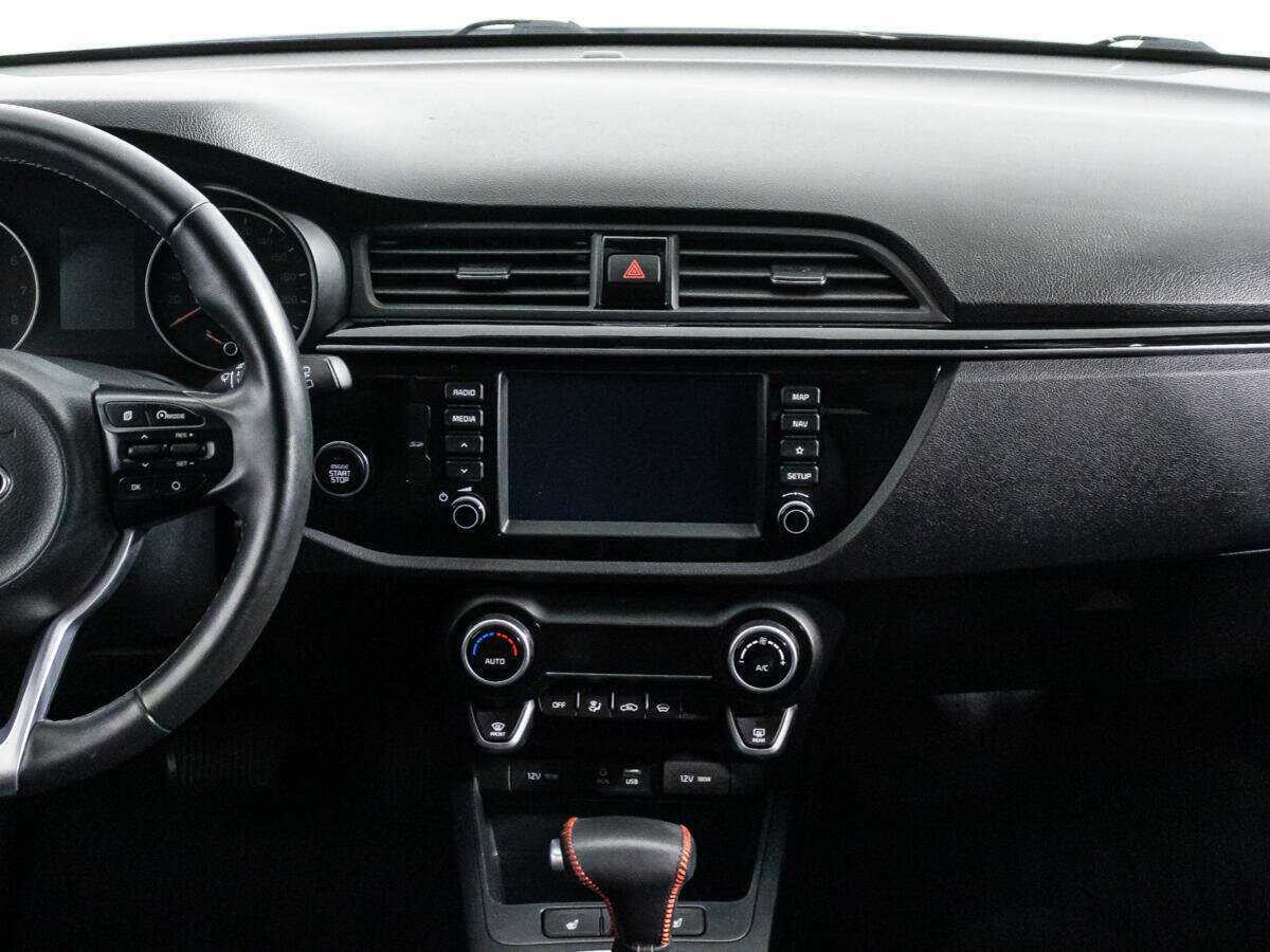 Kia Rio с пробегом — 2020 год. Фото: #13