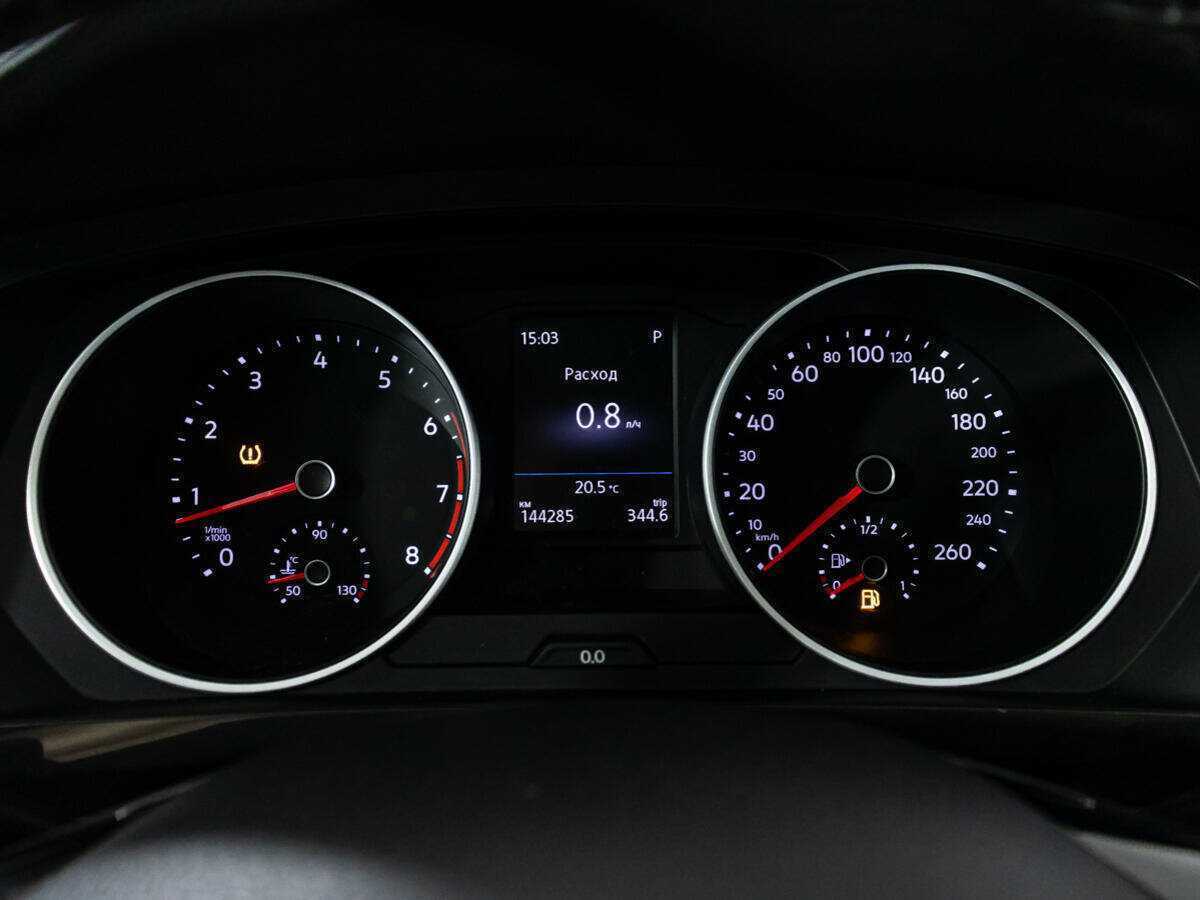 Volkswagen Tiguan с пробегом — 2017 год. Фото: #11