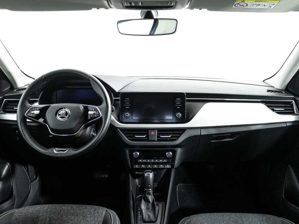 Skoda Rapid с пробегом — 2022 год. Фото: #12
