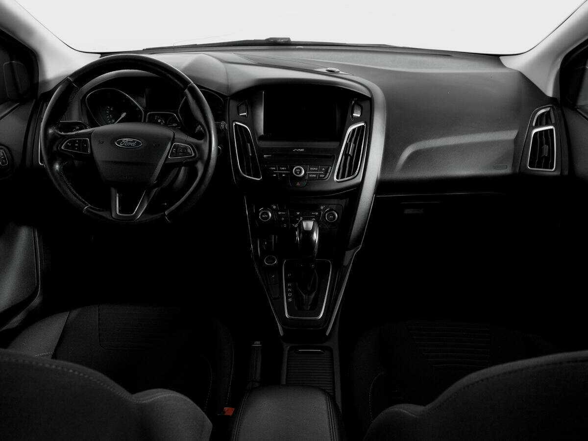Ford Focus с пробегом — 2017 год. Фото: #11