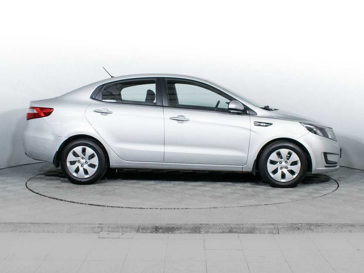 Kia Rio с пробегом — 2014 год. Фото: #3
