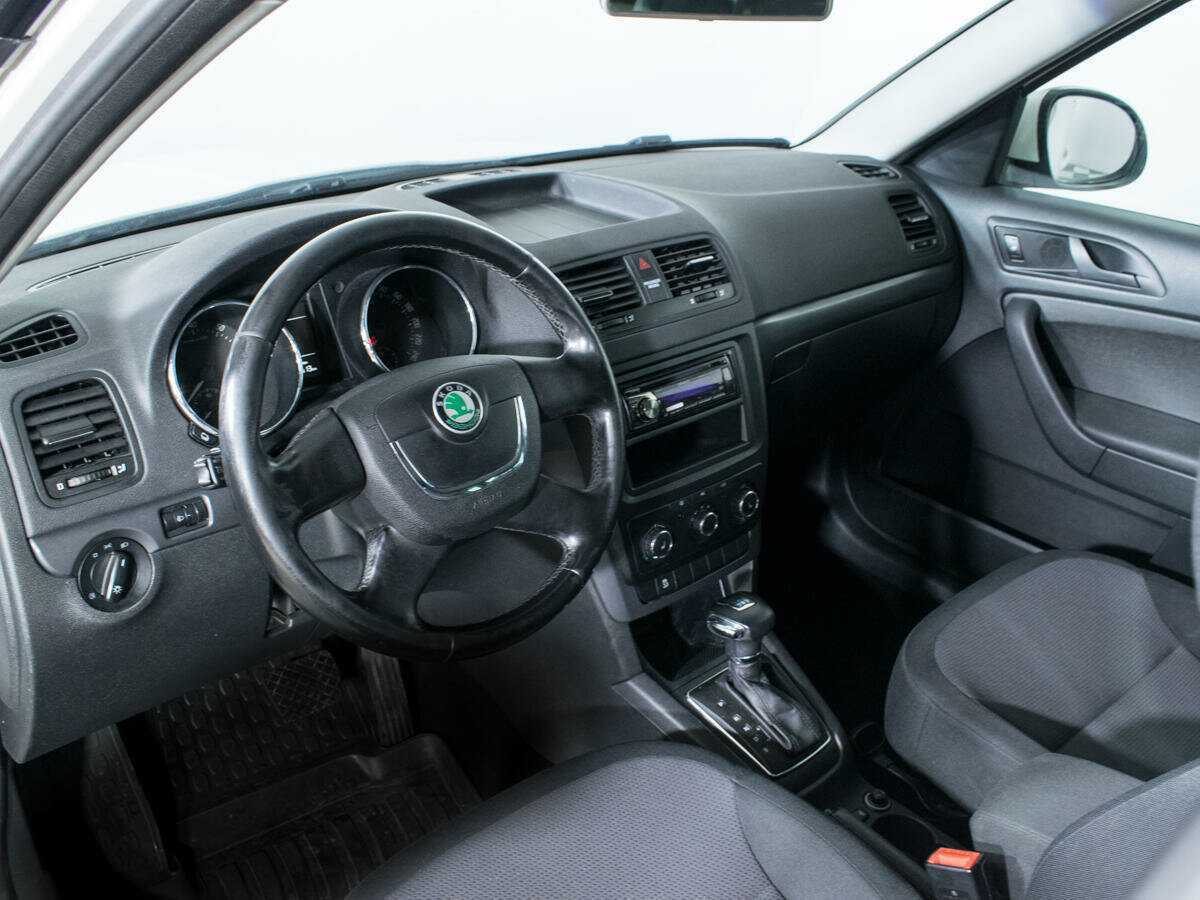 Skoda Yeti с пробегом — 2012 год. Фото: #12