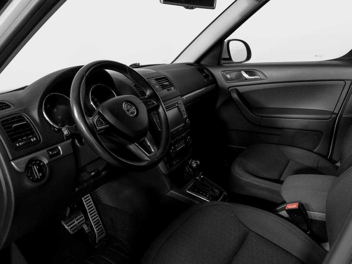 Skoda Yeti с пробегом — 2014 год. Фото: #15
