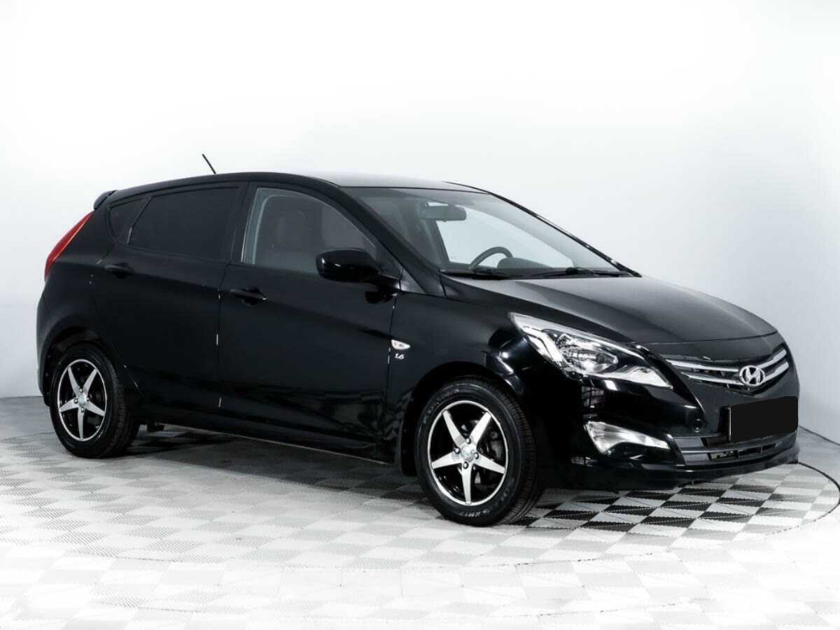 Hyundai Solaris с пробегом — 2015 год. Фото: #2