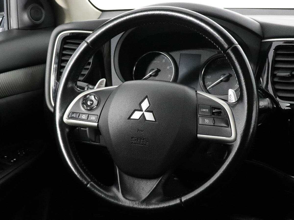 Mitsubishi Outlander с пробегом — 2013 год. Фото: #15