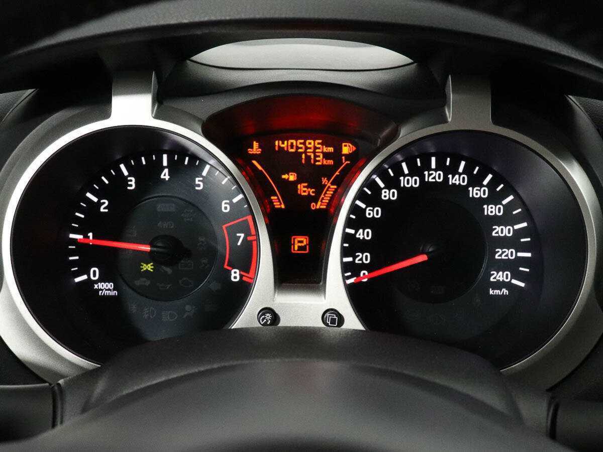 Nissan Juke с пробегом — 2014 год. Фото: #11