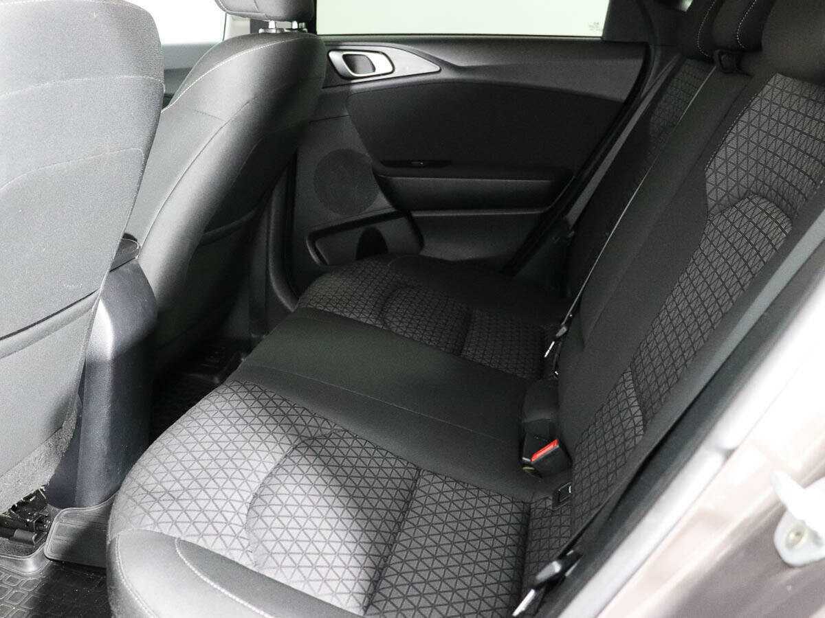 Kia Ceed с пробегом — 2019 год. Фото: #10