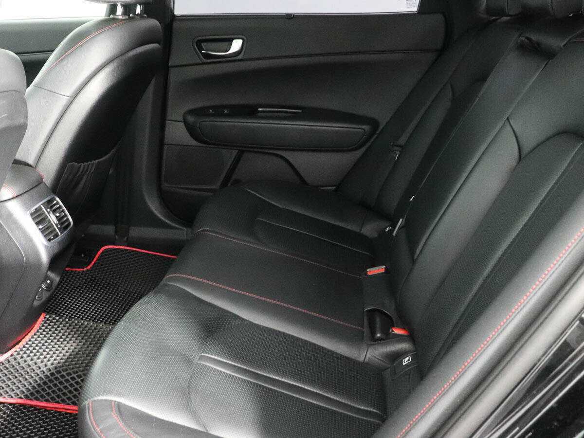 Kia Optima с пробегом — 2016 год. Фото: #12