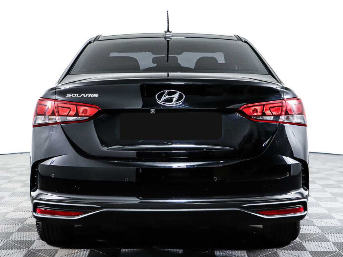 Hyundai Solaris с пробегом — 2022 год. Фото: #5