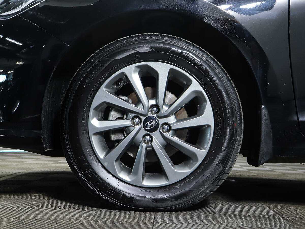 Hyundai Solaris с пробегом — 2022 год. Фото: #24