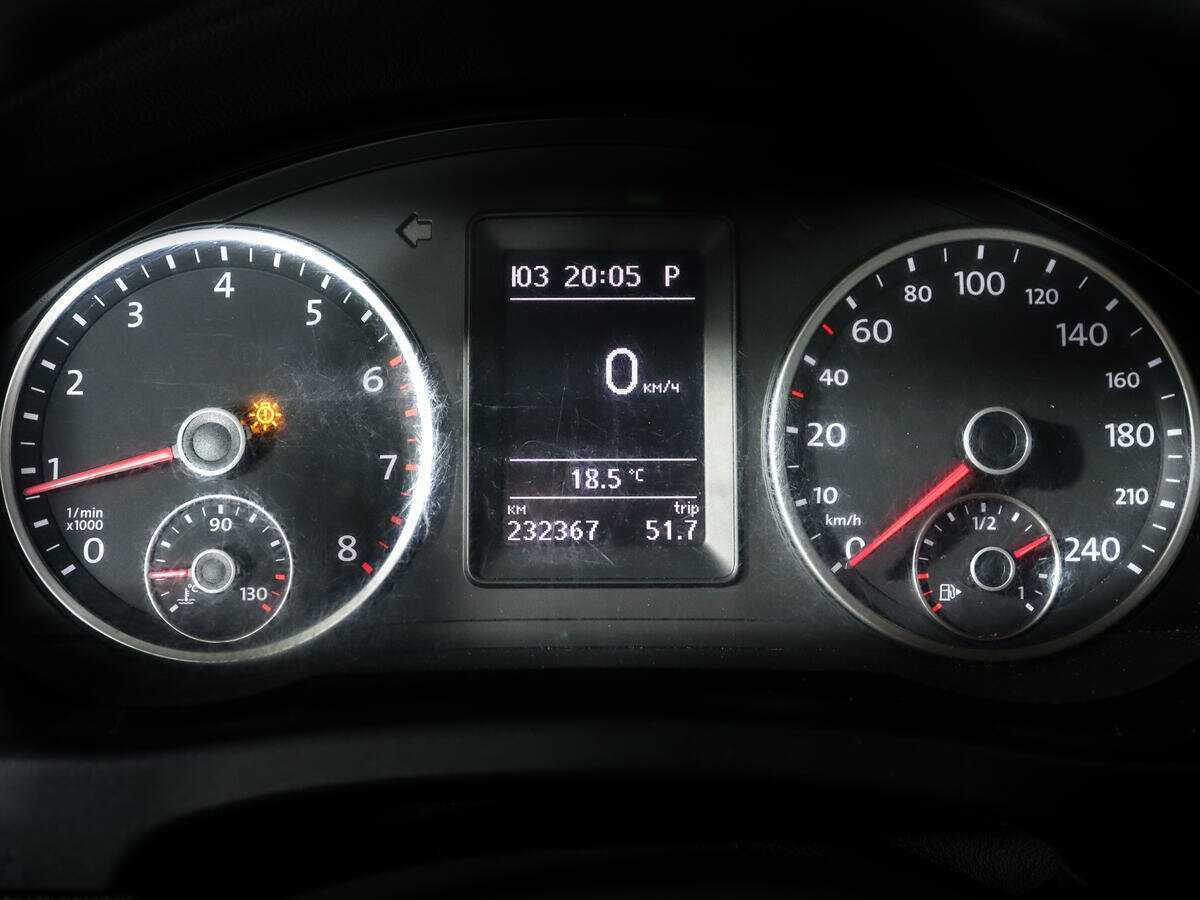 Volkswagen Tiguan с пробегом — 2012 год. Фото: #8