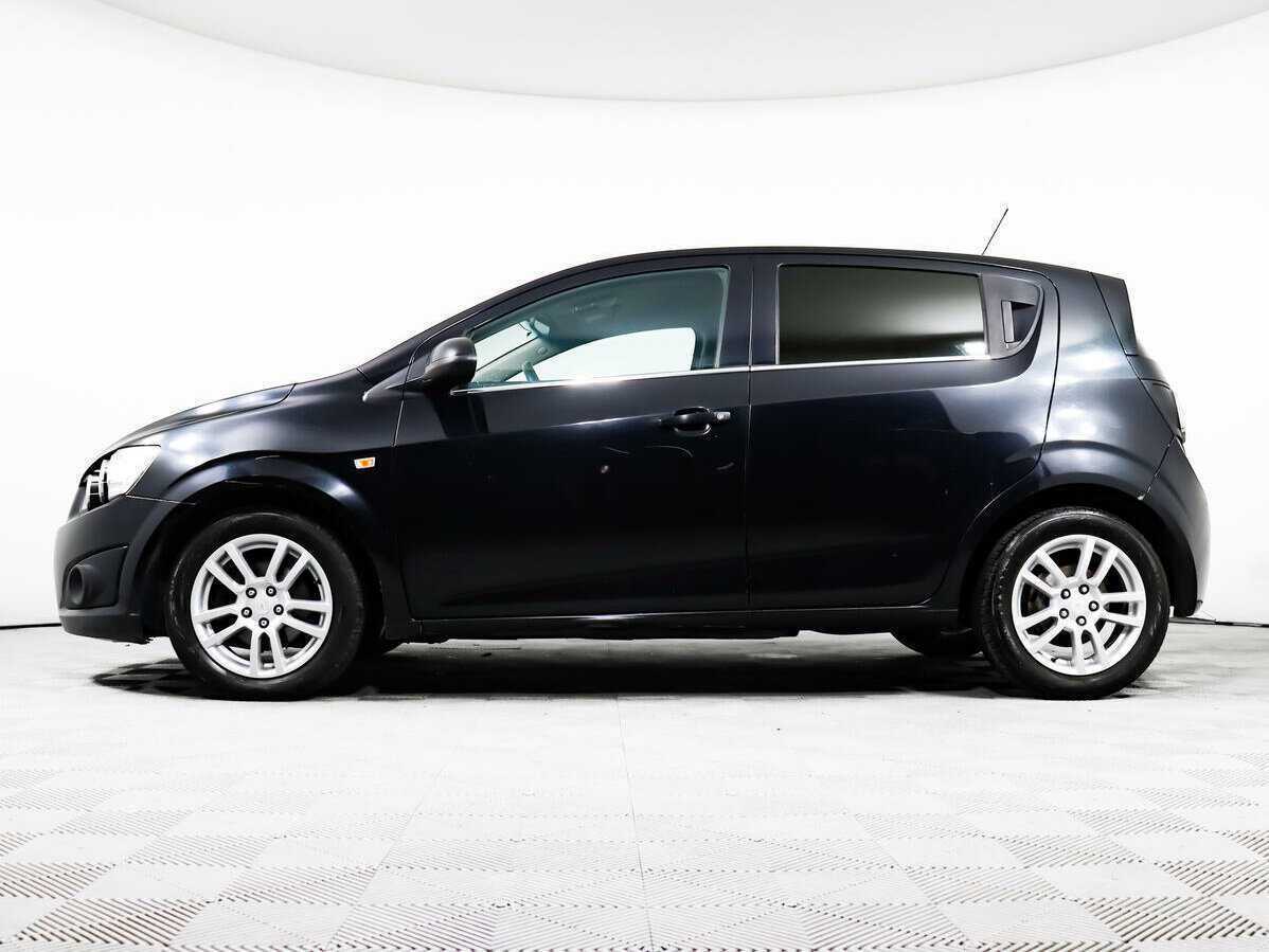 Chevrolet Aveo с пробегом — 2014 год. Фото: #6