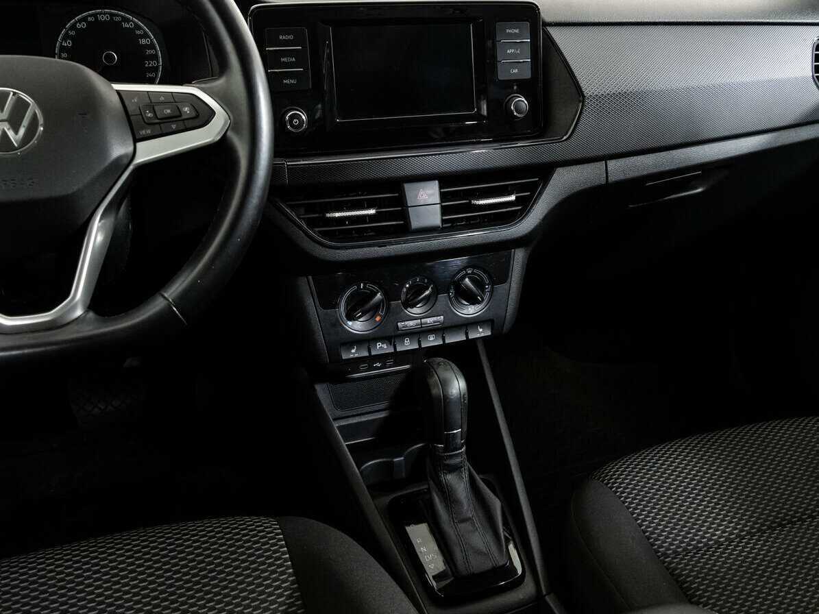 Volkswagen Polo с пробегом — 2020 год. Фото: #12