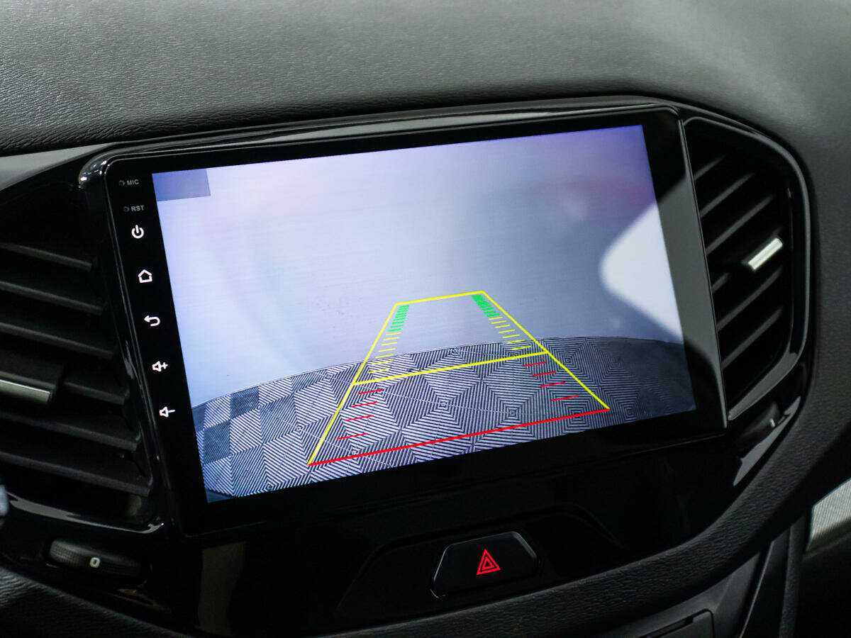 Lada (ВАЗ) Vesta с пробегом — 2020 год. Фото: #14