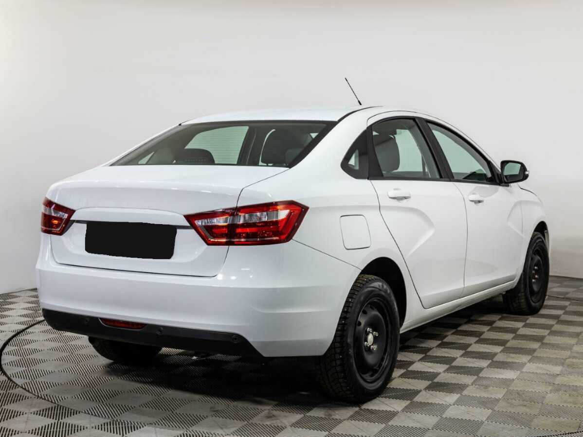 Lada (ВАЗ) Vesta с пробегом — 2022 год. Фото: #3