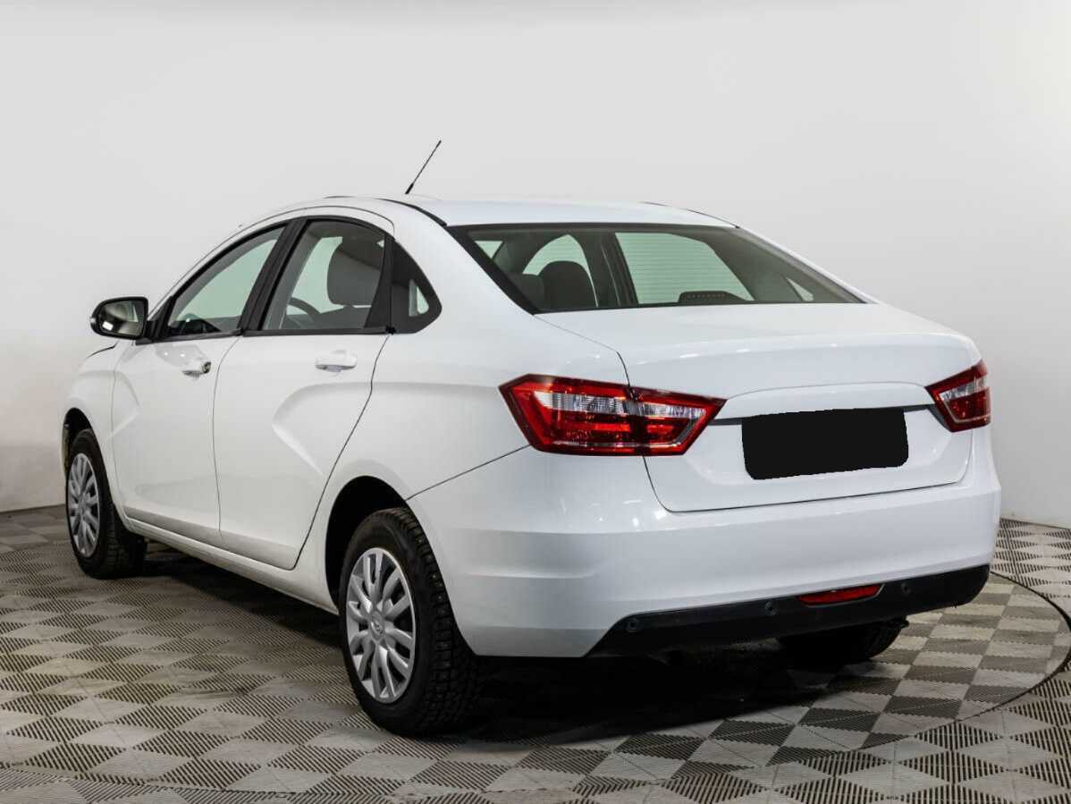 Lada (ВАЗ) Vesta с пробегом — 2022 год. Фото: #5