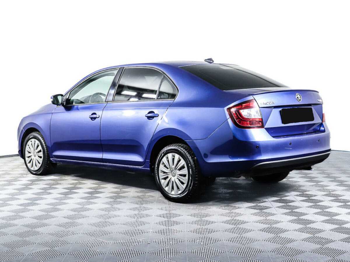 Skoda Rapid с пробегом — 2017 год. Фото: #1