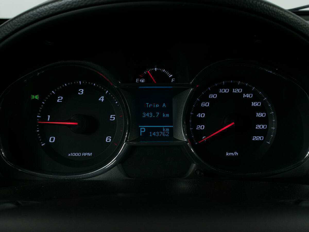 Chevrolet Captiva с пробегом — 2014 год. Фото: #7