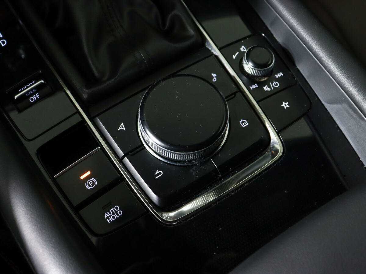 Mazda 3 с пробегом — 2019 год. Фото: #20