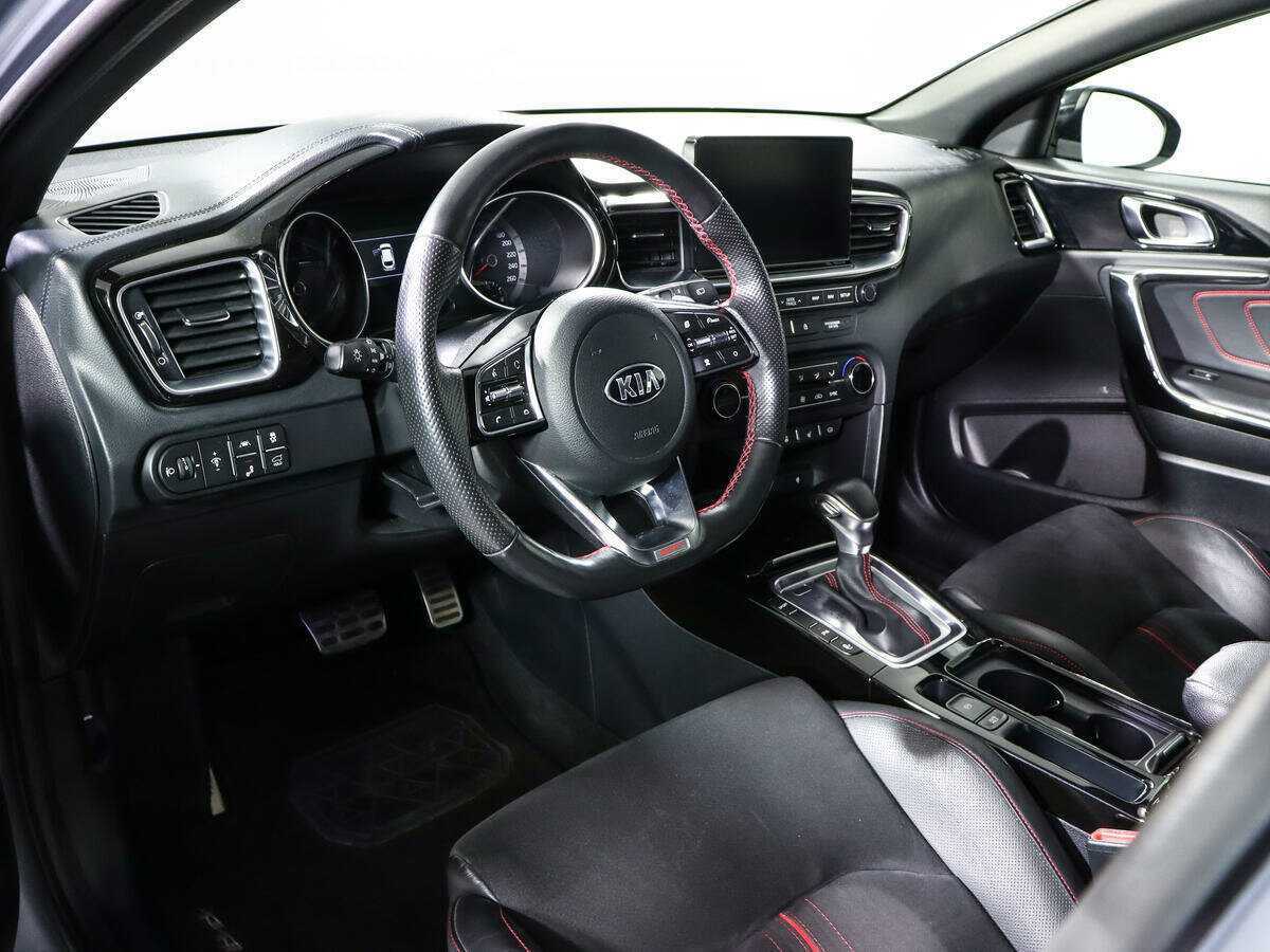 Kia Proceed с пробегом — 2019 год. Фото: #10