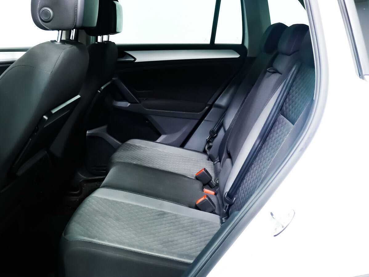 Volkswagen Tiguan с пробегом — 2017 год. Фото: #11