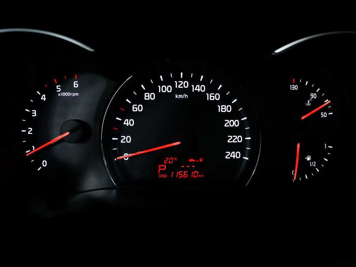 Kia Sorento с пробегом — 2017 год. Фото: #7