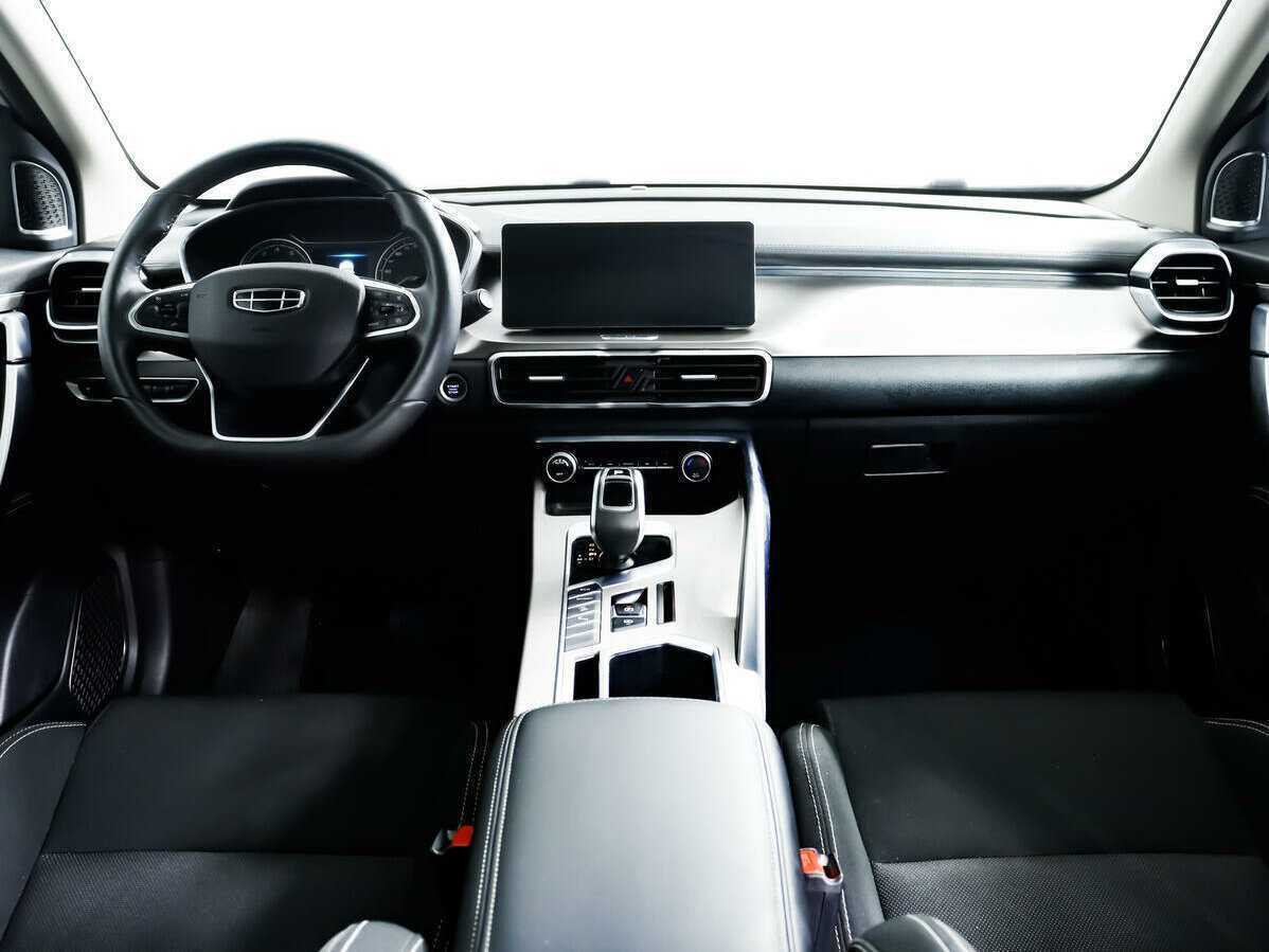 Geely Coolray с пробегом — 2021 год. Фото: #8