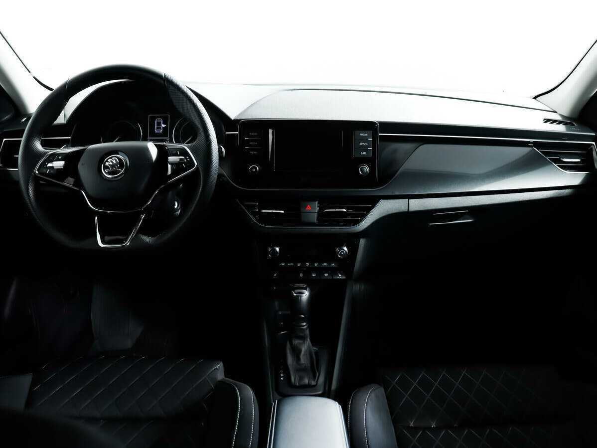 Skoda Rapid с пробегом — 2022 год. Фото: #10