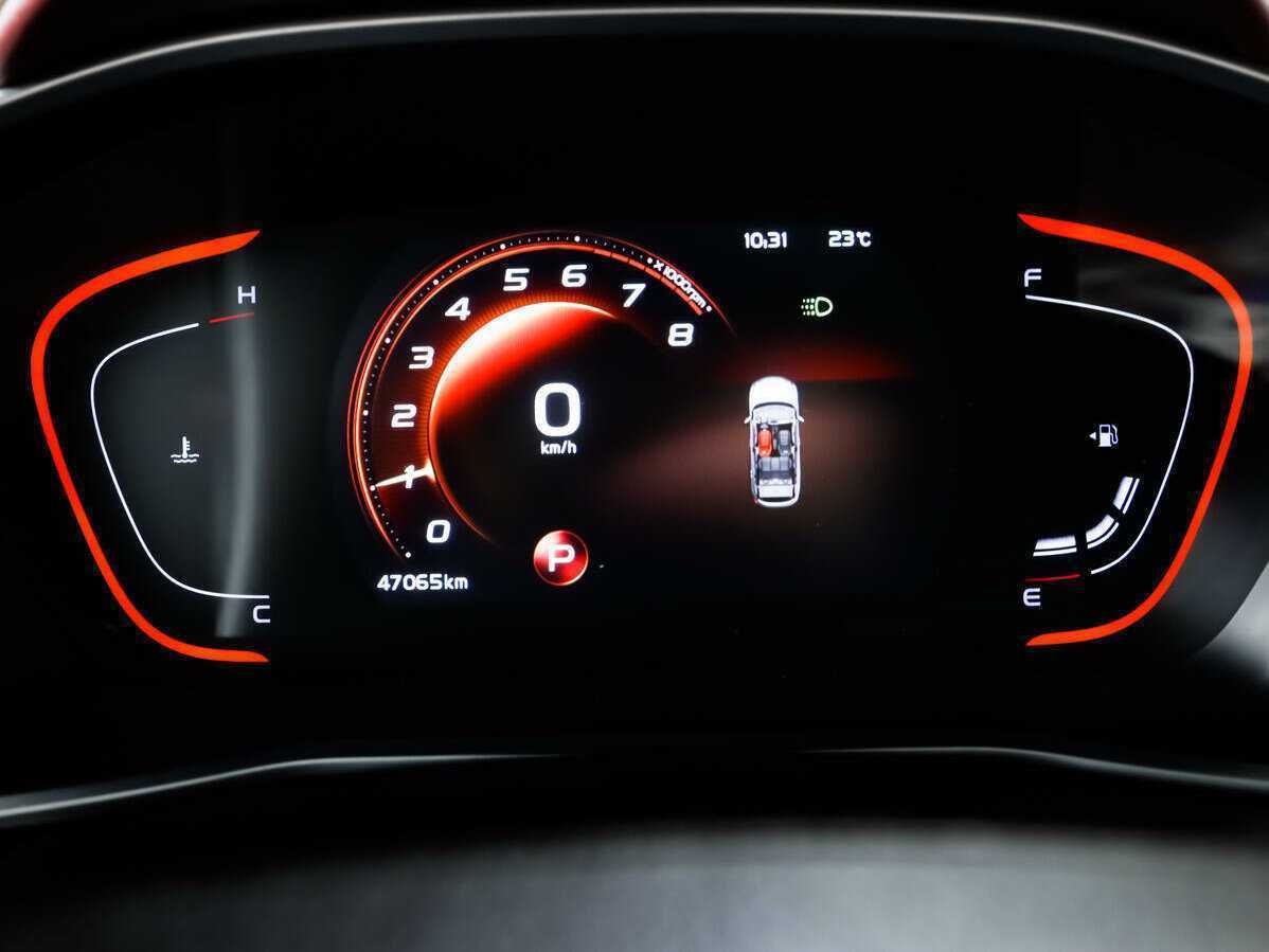 Geely Coolray с пробегом — 2022 год. Фото: #9