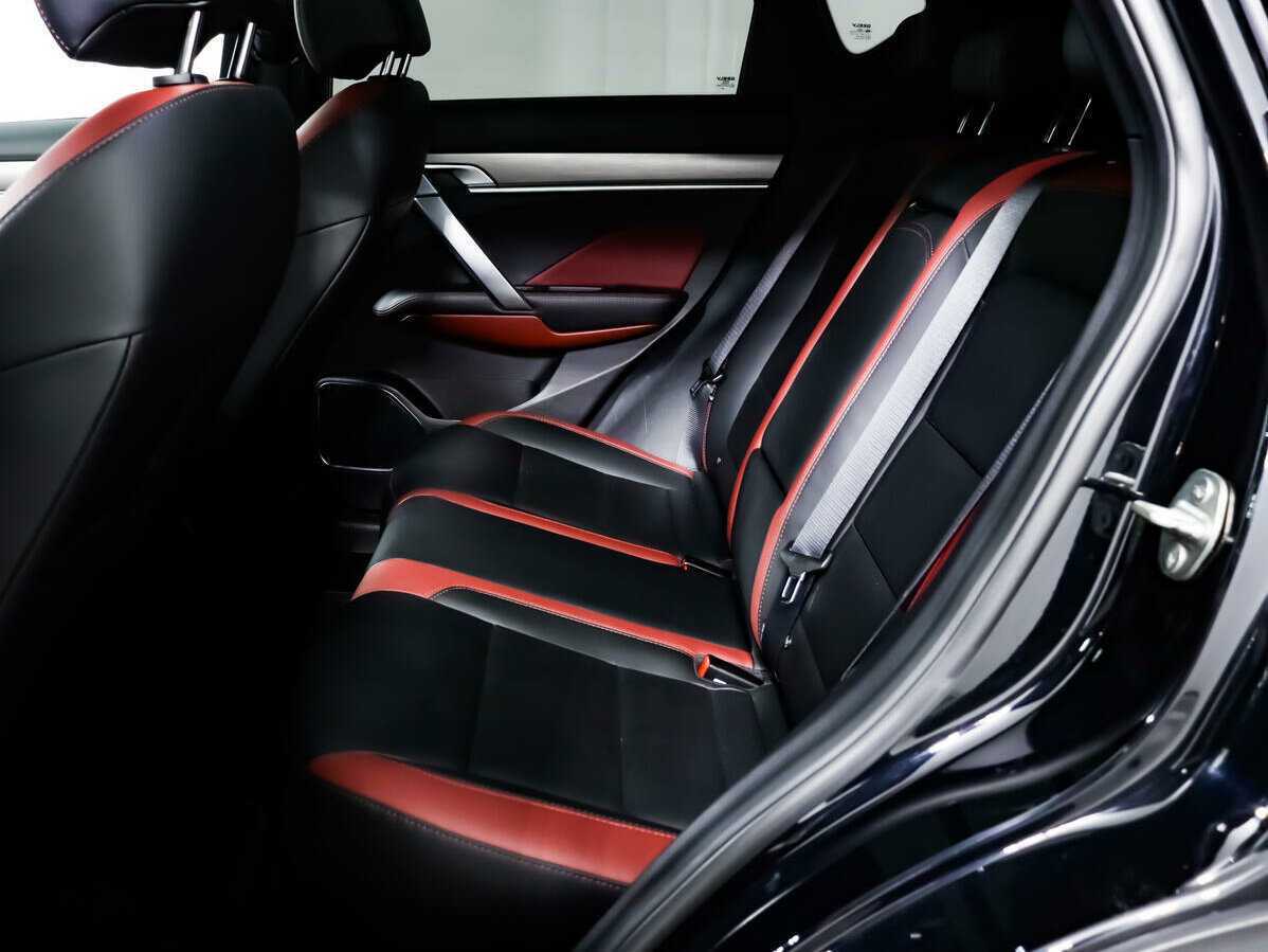 Geely Coolray с пробегом — 2022 год. Фото: #11