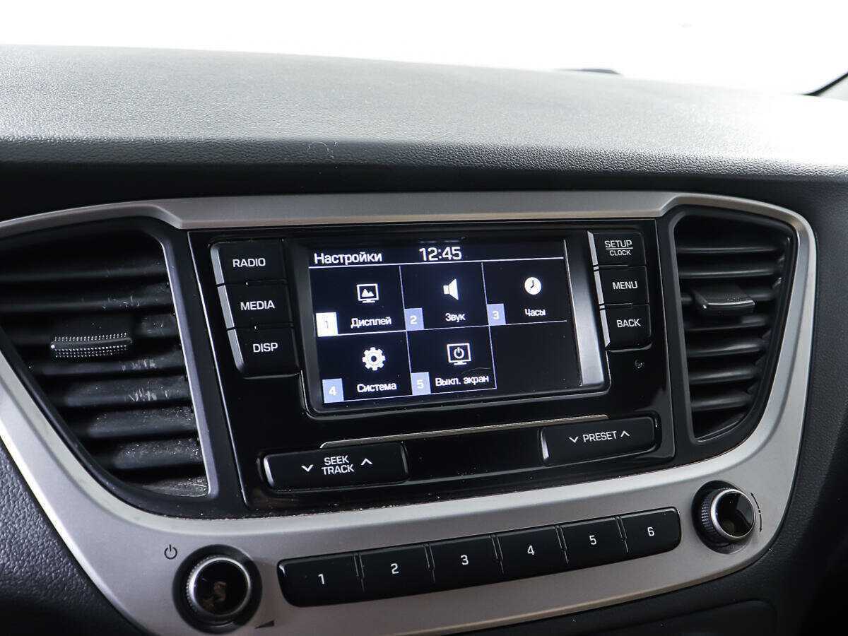 Hyundai Solaris с пробегом — 2018 год. Фото: #16