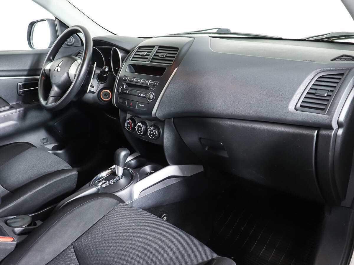 Mitsubishi ASX с пробегом — 2012 год. Фото: #8