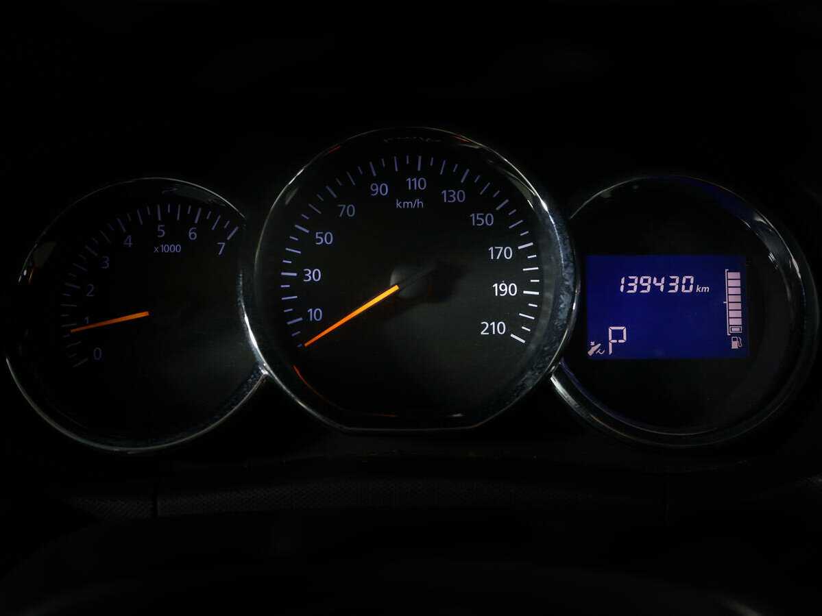 Renault Duster с пробегом — 2017 год. Фото: #10