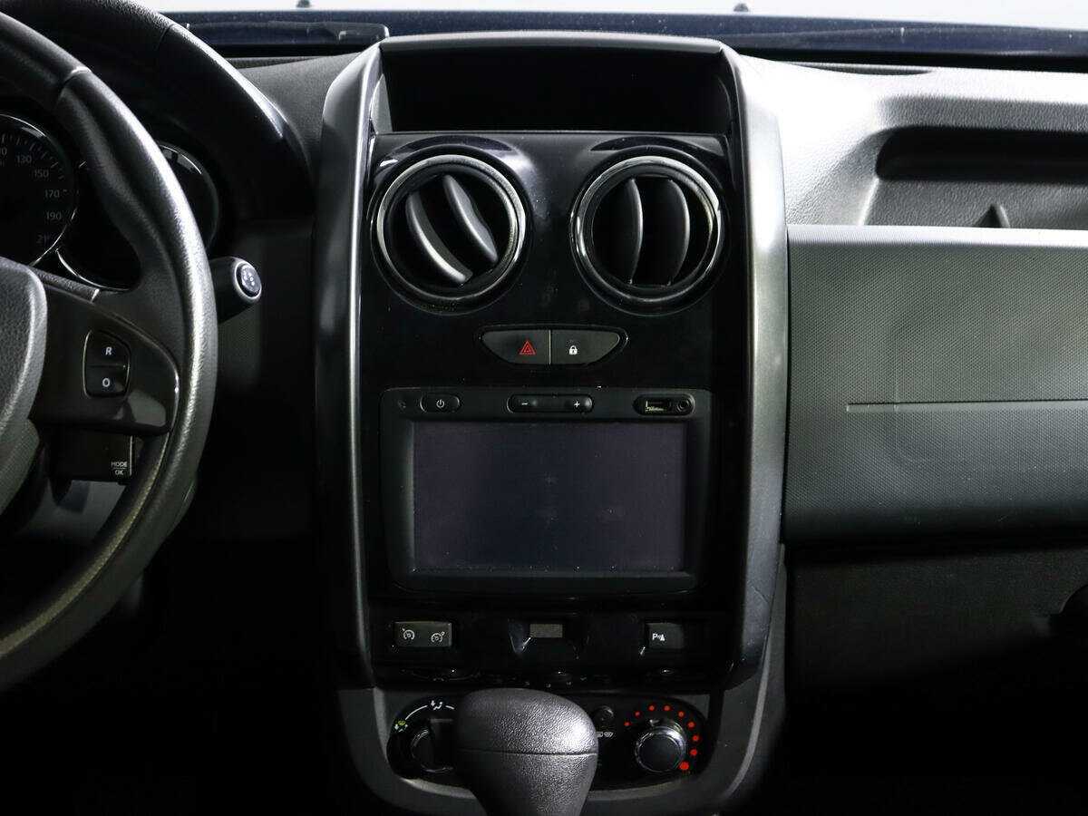 Renault Duster с пробегом — 2017 год. Фото: #12