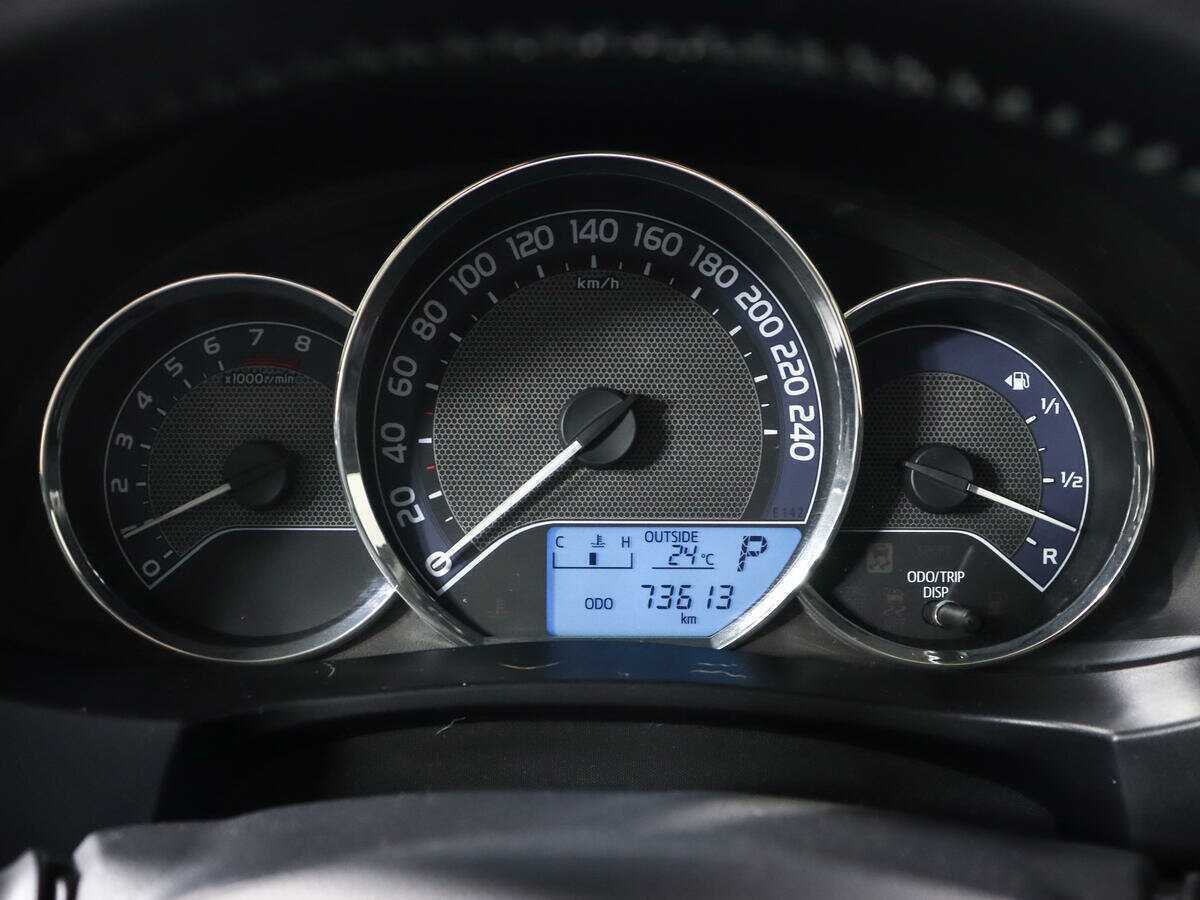 Toyota Corolla с пробегом — 2016 год. Фото: #8