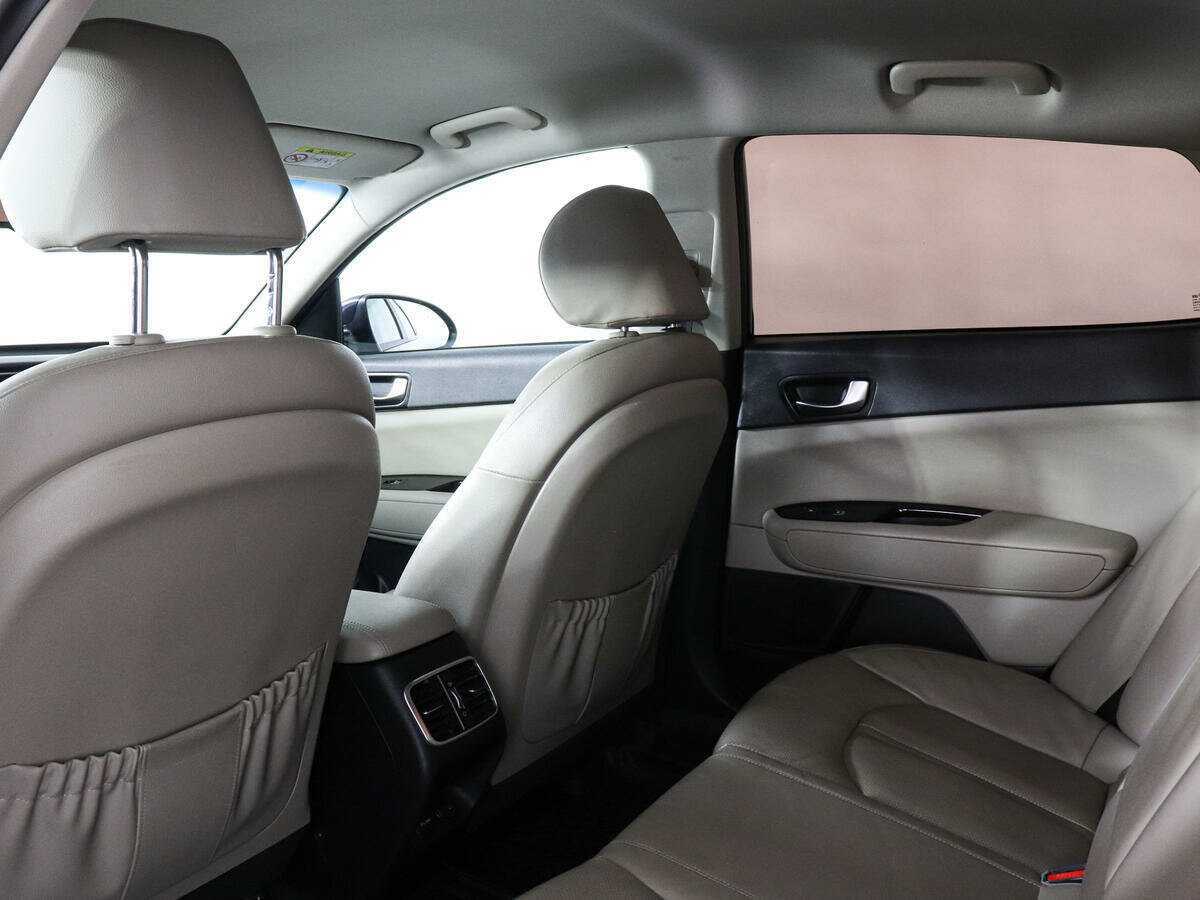 Kia Optima с пробегом — 2017 год. Фото: #11